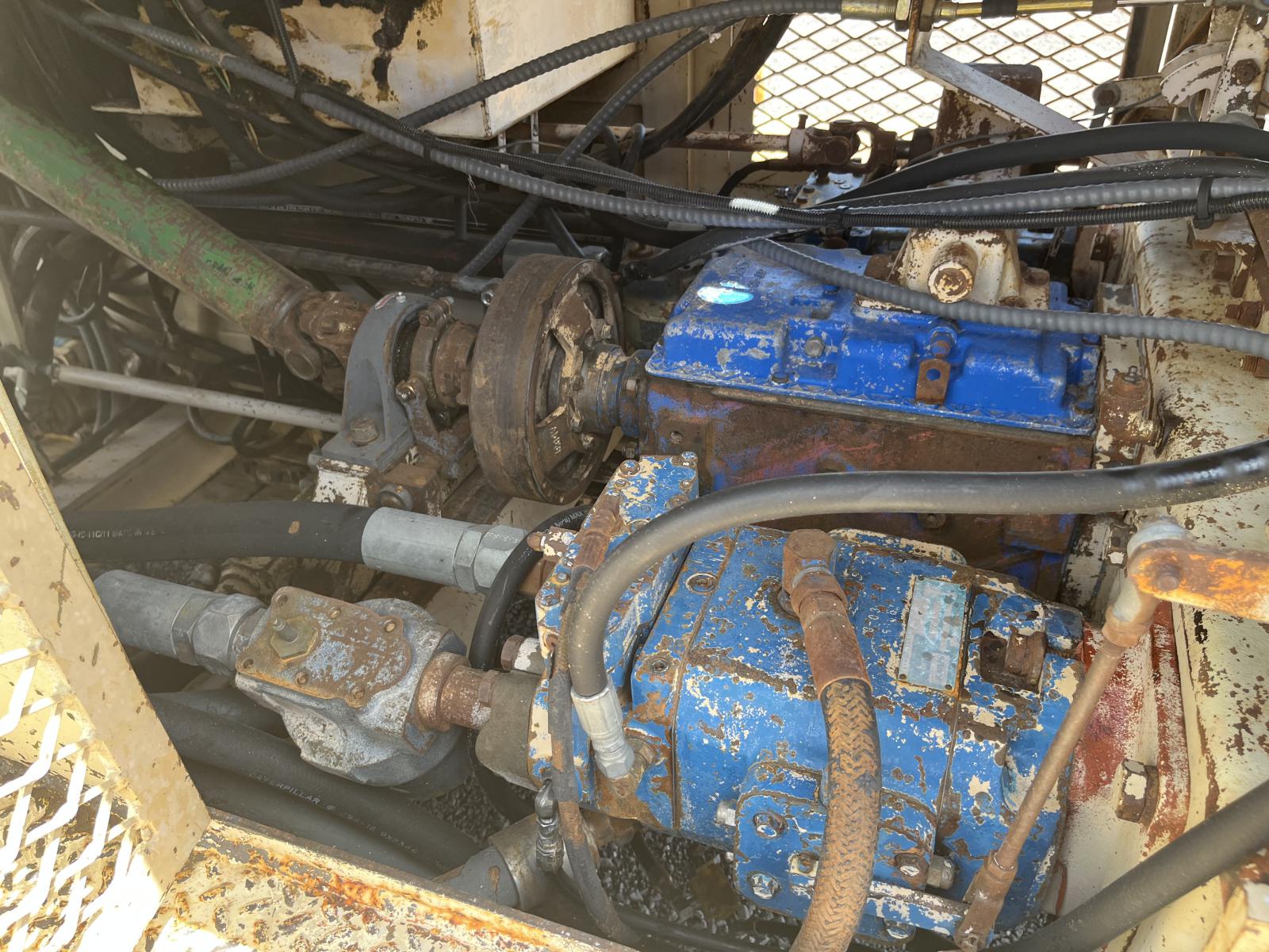 ./imagenes/INVOICE/2019/15976/CAPITOL TRENCHER CTC750 (13).JPG